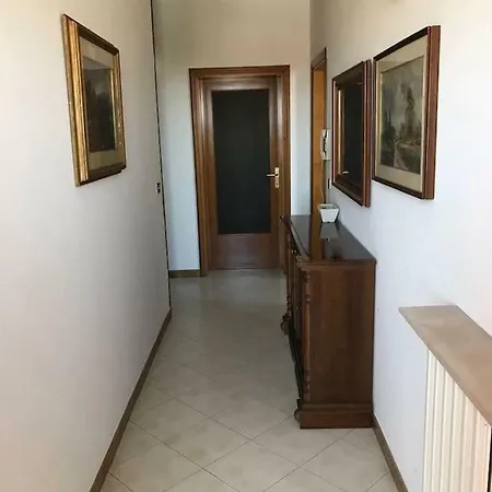 Apartamento Silvio E Valeria Barchi